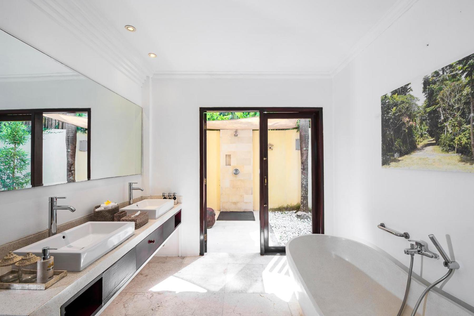 Villa Manis Canggu Экстерьер фото